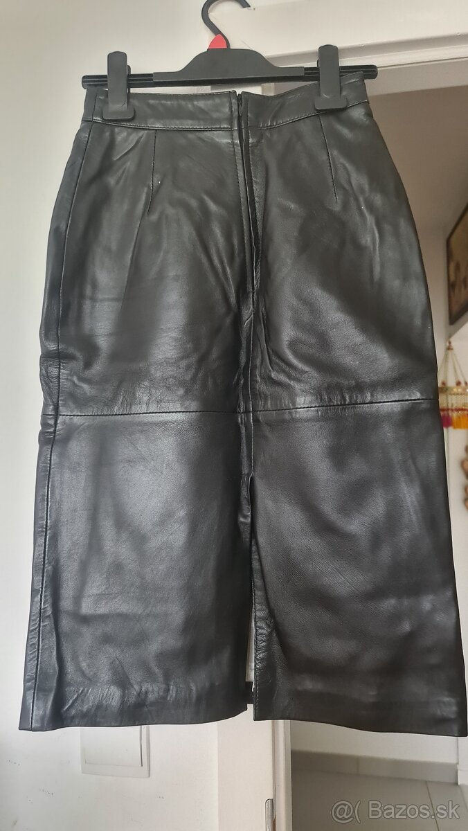 Kožená sukňa