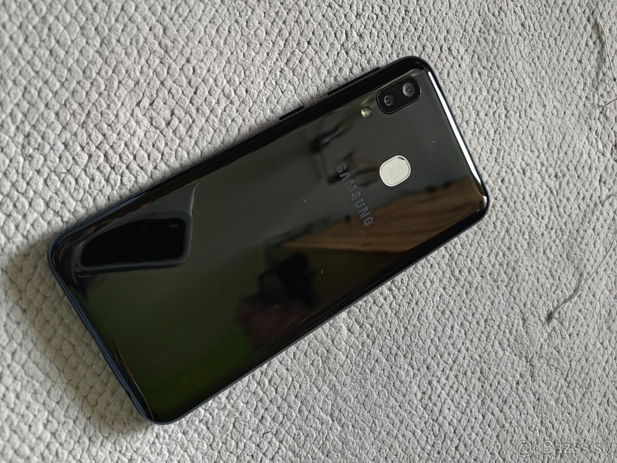 Samsung A20e 32GB telekom