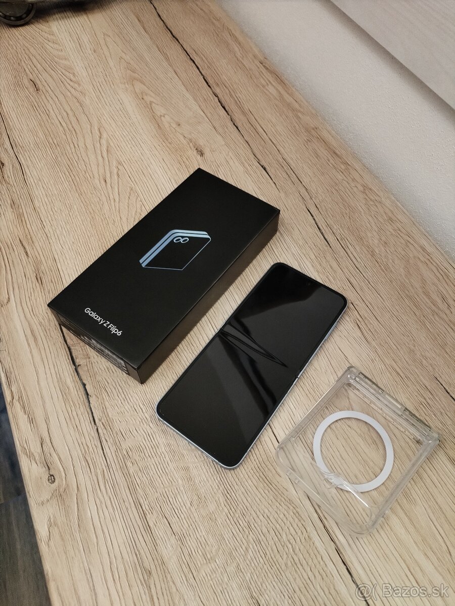 Samsung Galaxy Z Flip 6