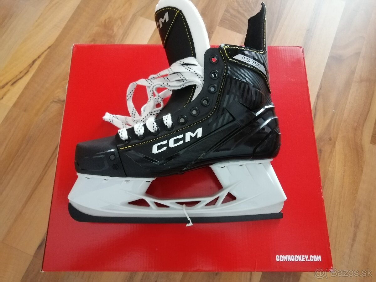 Nové Hokejové korčule CCM