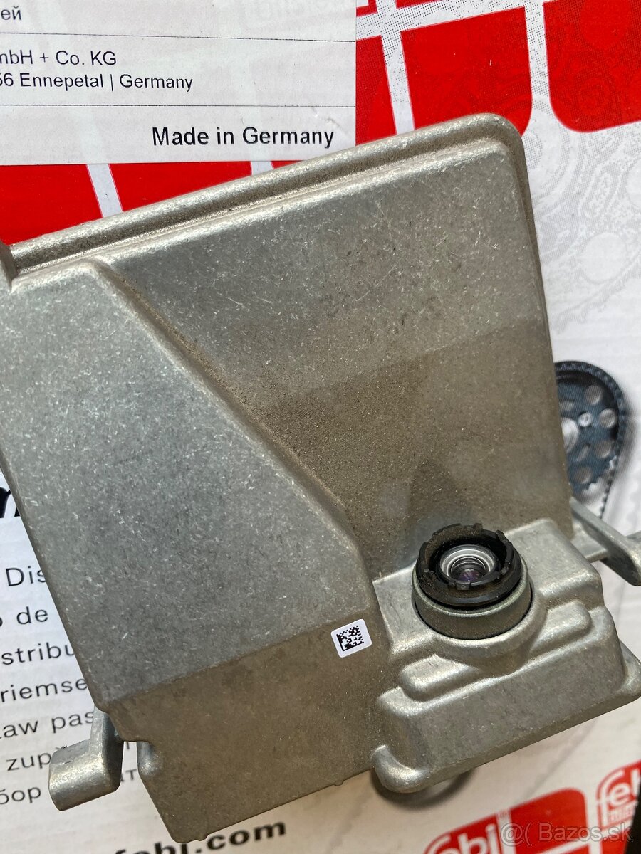 VOLKSWAGEN GOLF-PASSAT-T6  PREDNÁ KAMERA DO SKLA.