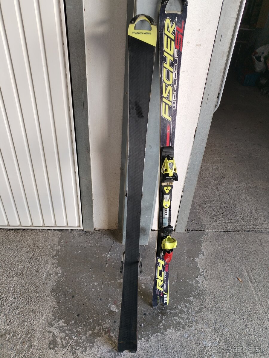 Predám lyže fischer