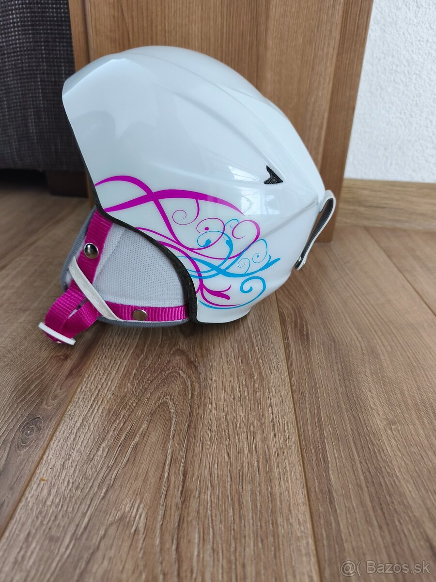 dámska lyžiarska prilba
