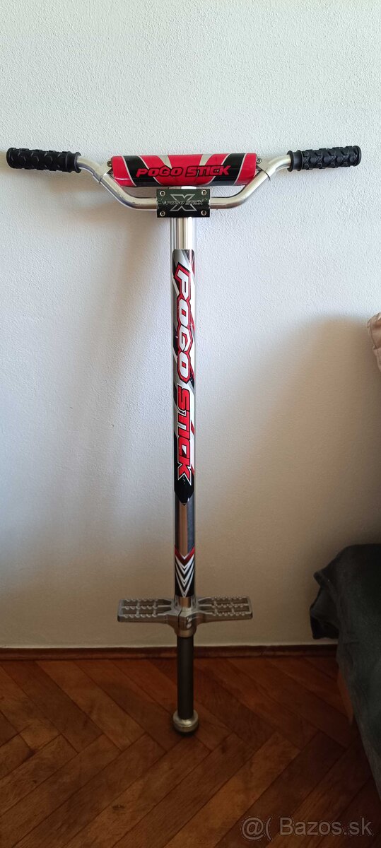 Pogo Stick / Pogo Tyč