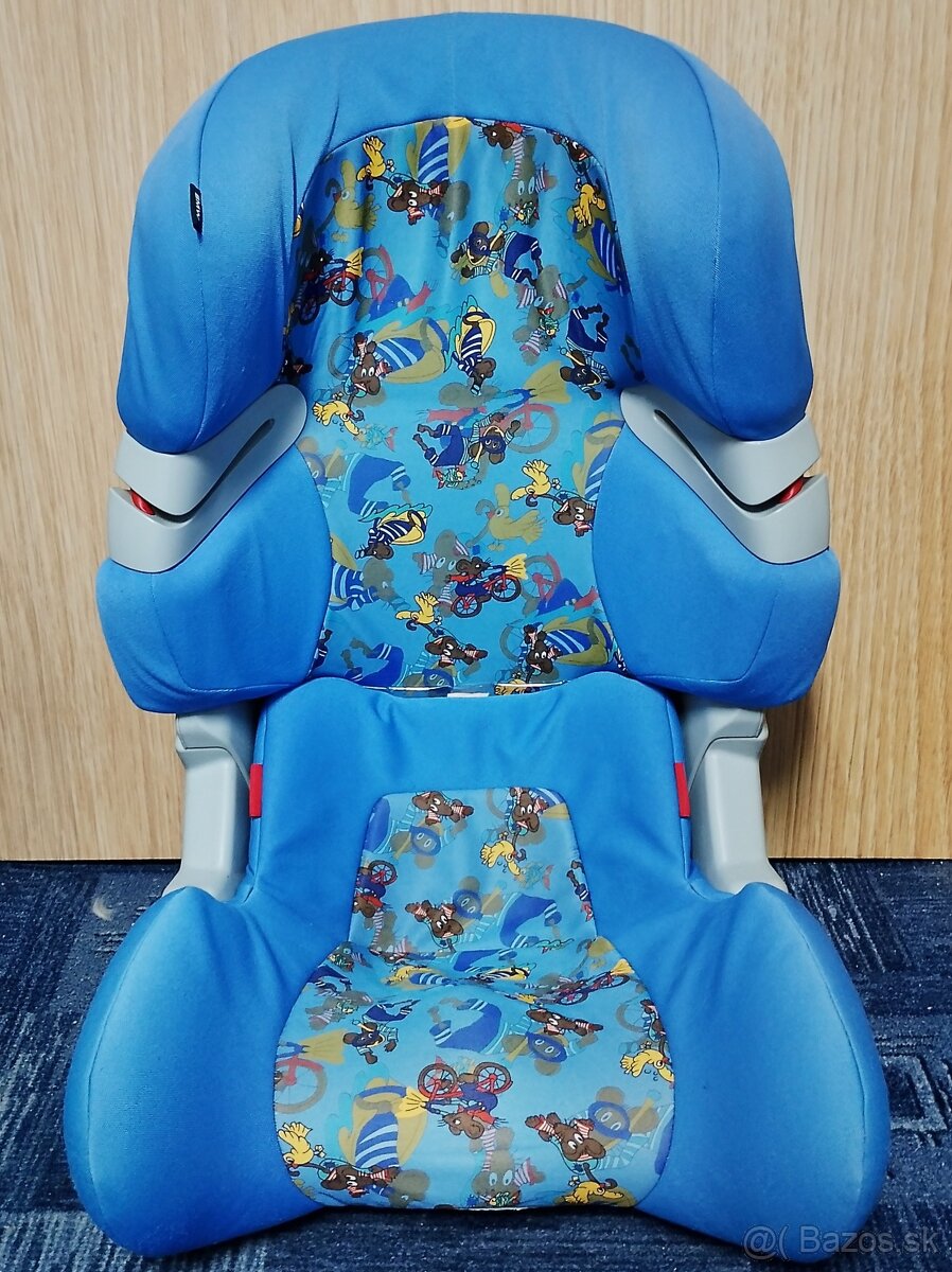 Detská autosedačka značky BMW s ISOFIXOM .