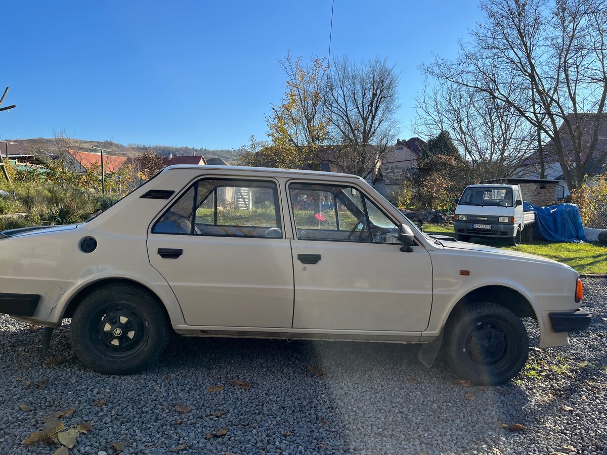 Predám Škoda105
