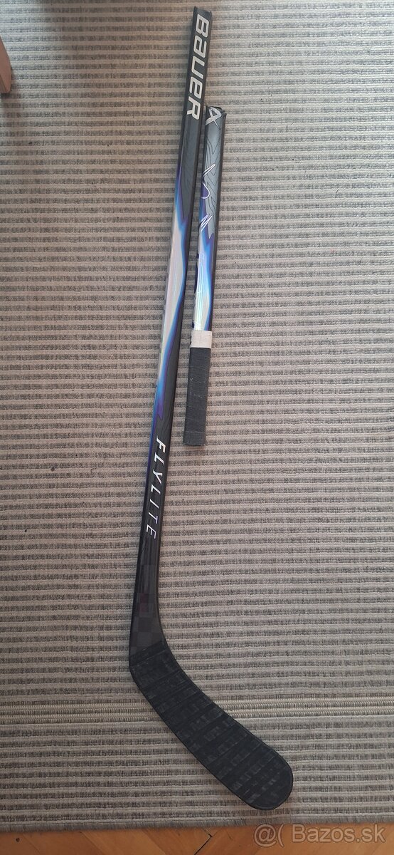 Hokejka BAUER FLYLITE