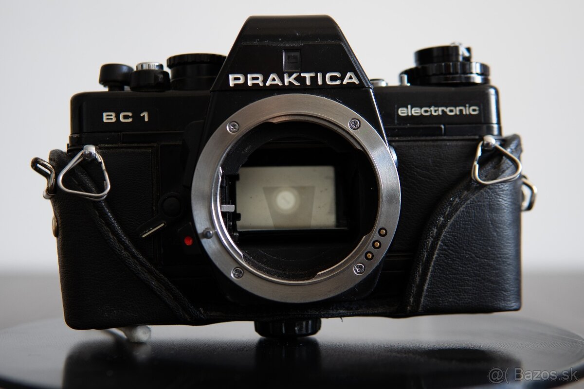 Praktica BC1 Electronic + obal