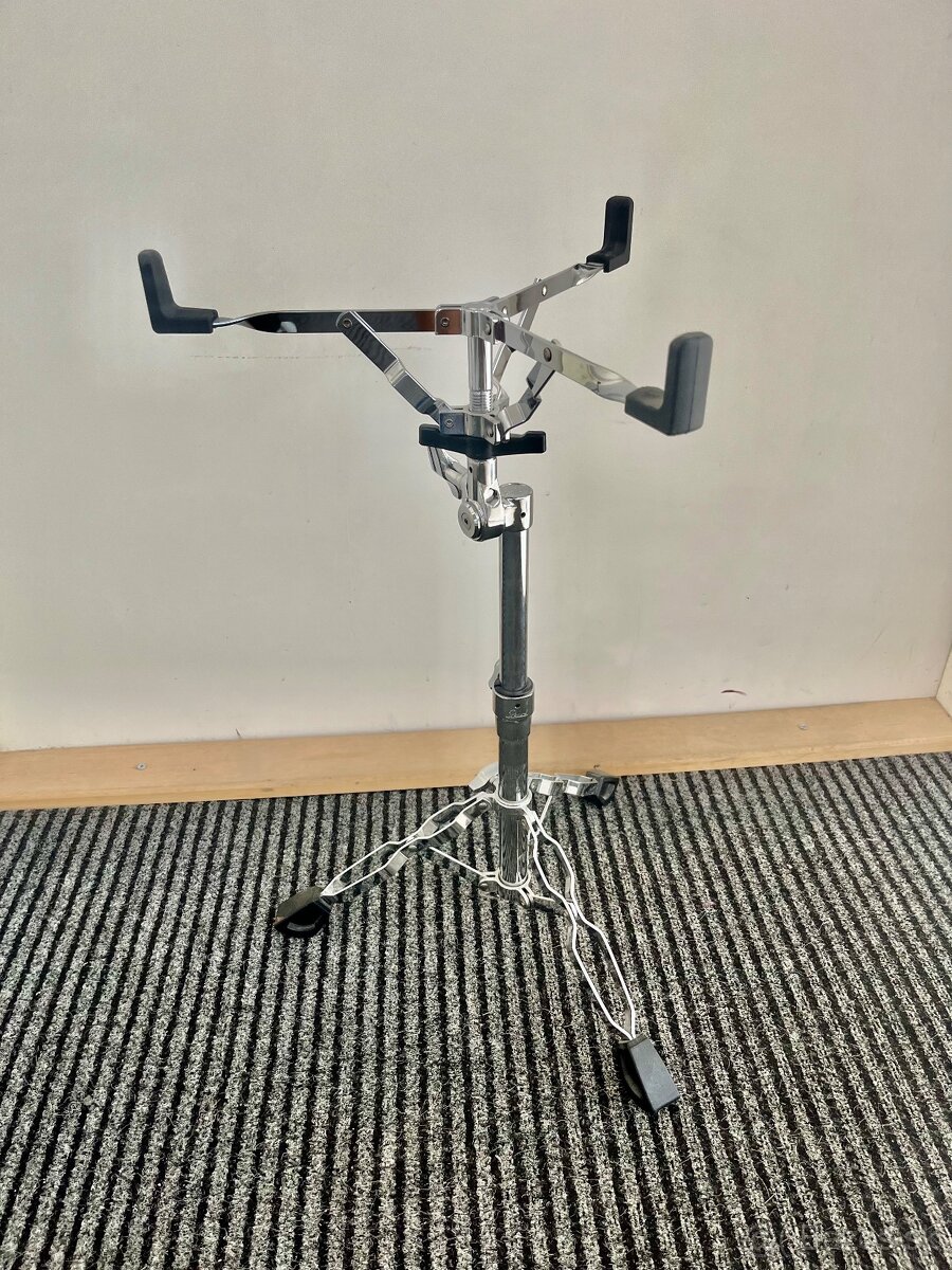 Pearl stojan na bubínek S830