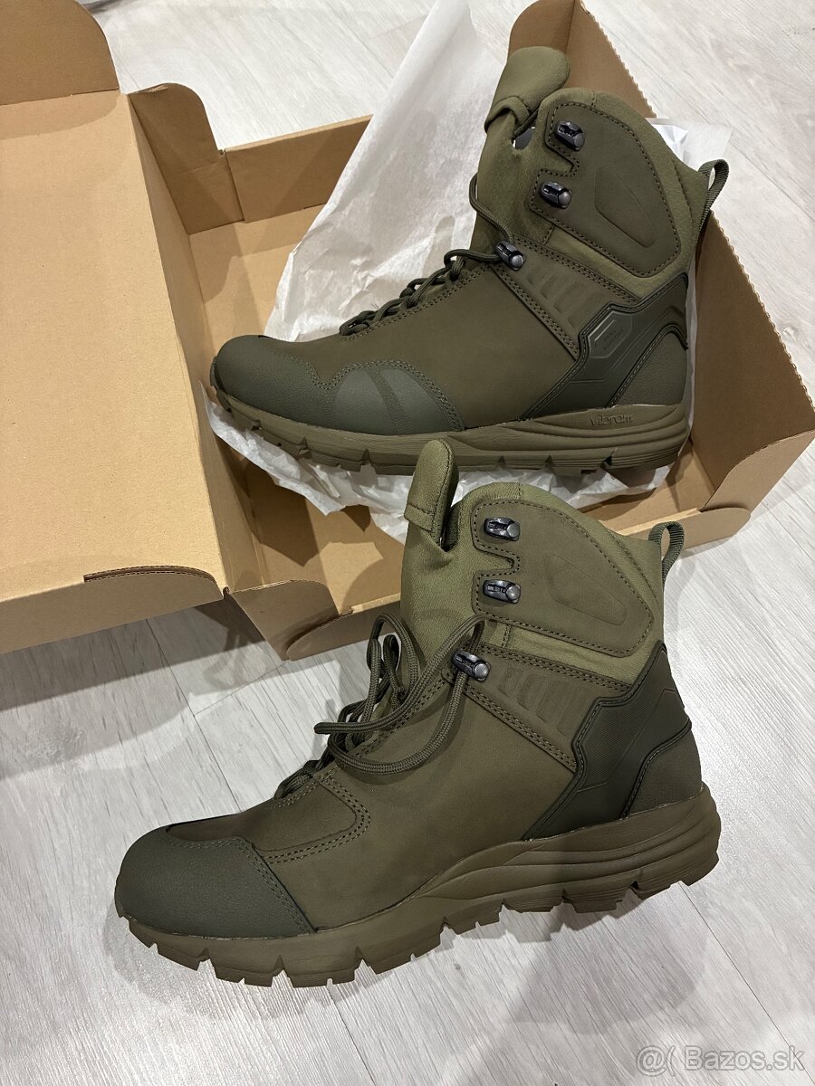 Kanady 28 Taras