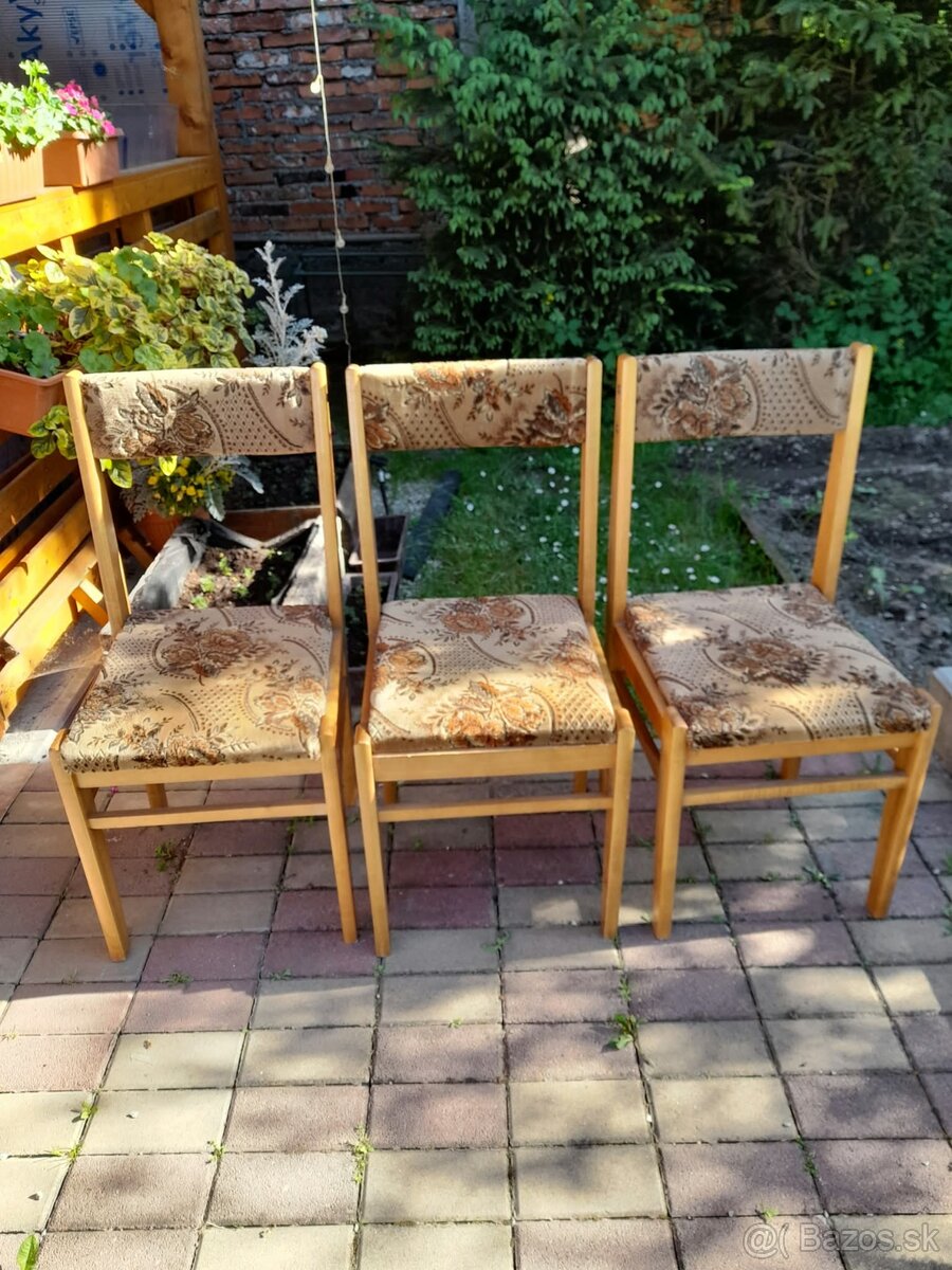 Stoličky