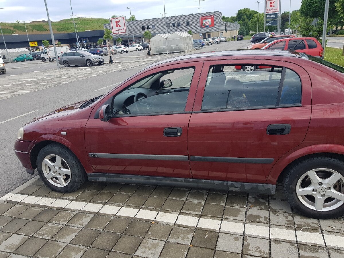 Opel astra 1.6 74kw