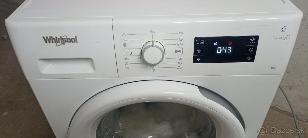 Pračka Whirlpool