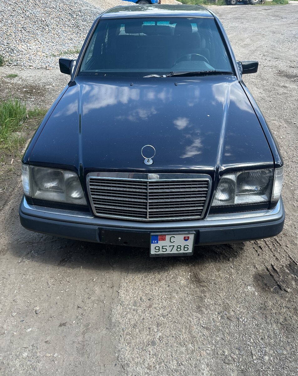 Predám Mercedes - Benz E300D