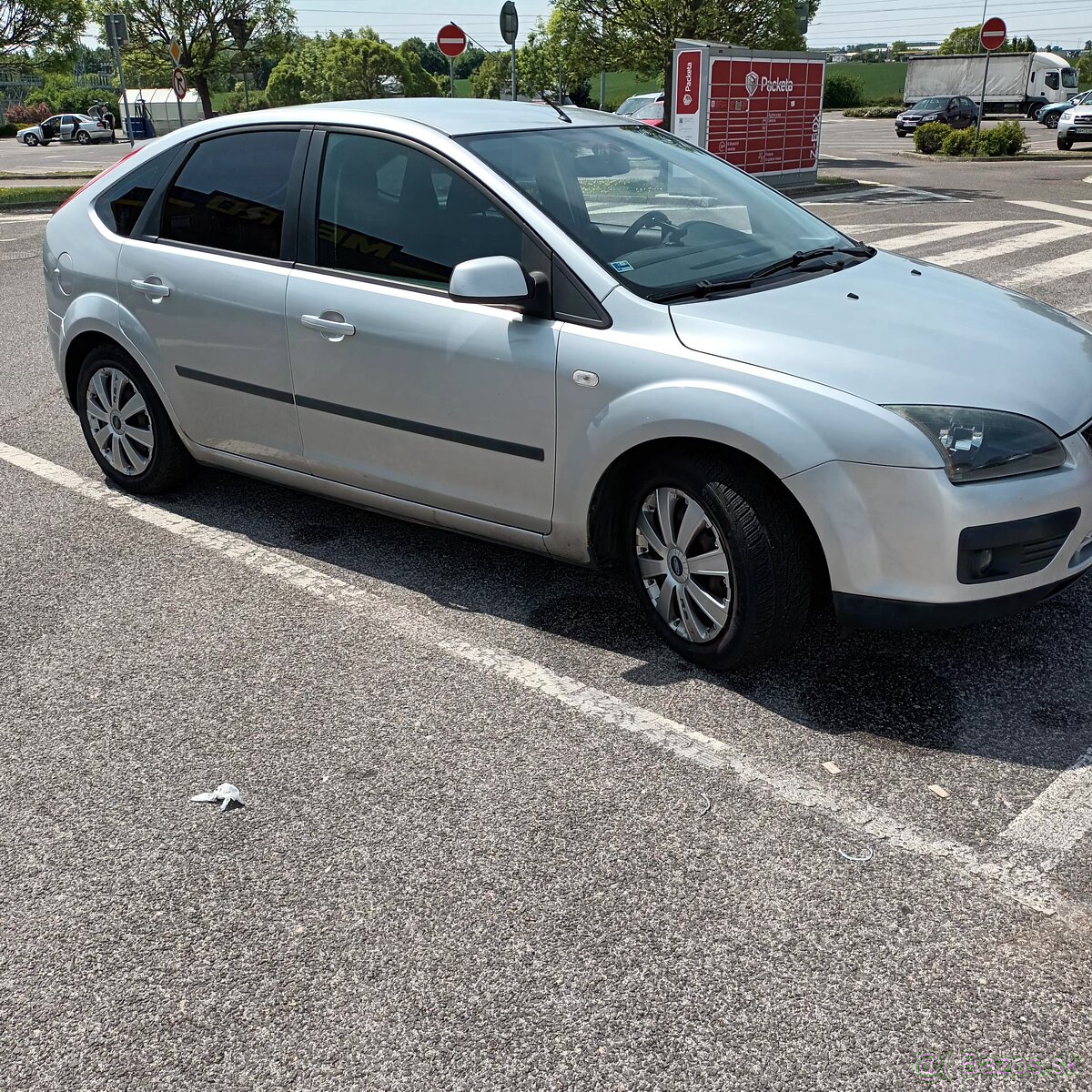 Ford fokus 2 . rv 2006 .16,16v. 85kw. Benzín