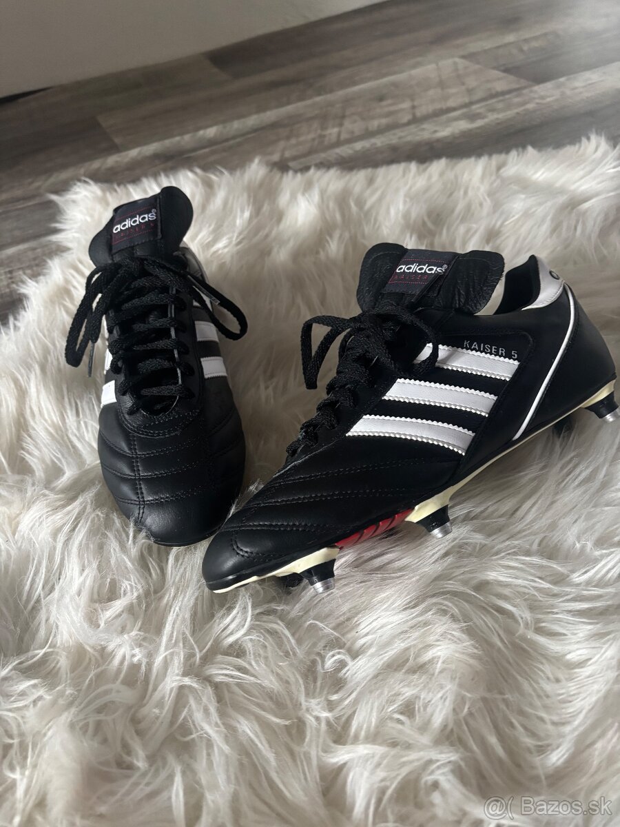 Kopačky Adidas Kaiser