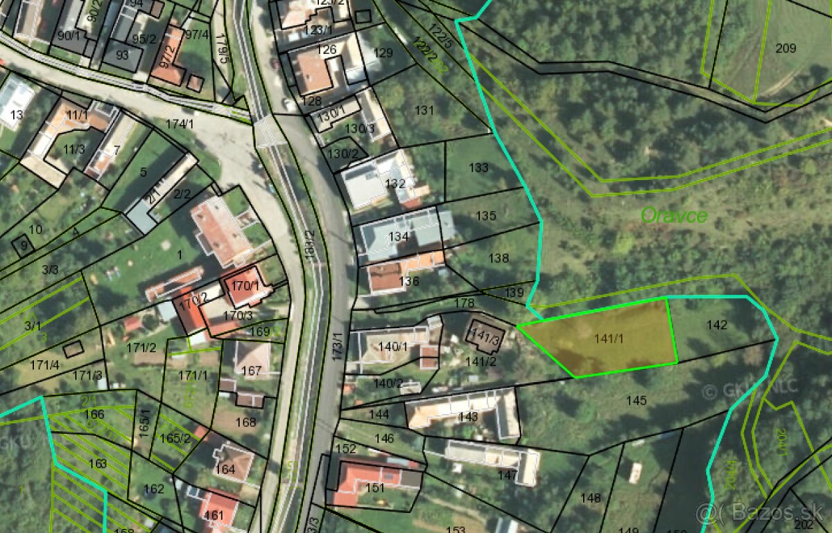 Na predaj pozemok pre RD - Oravce