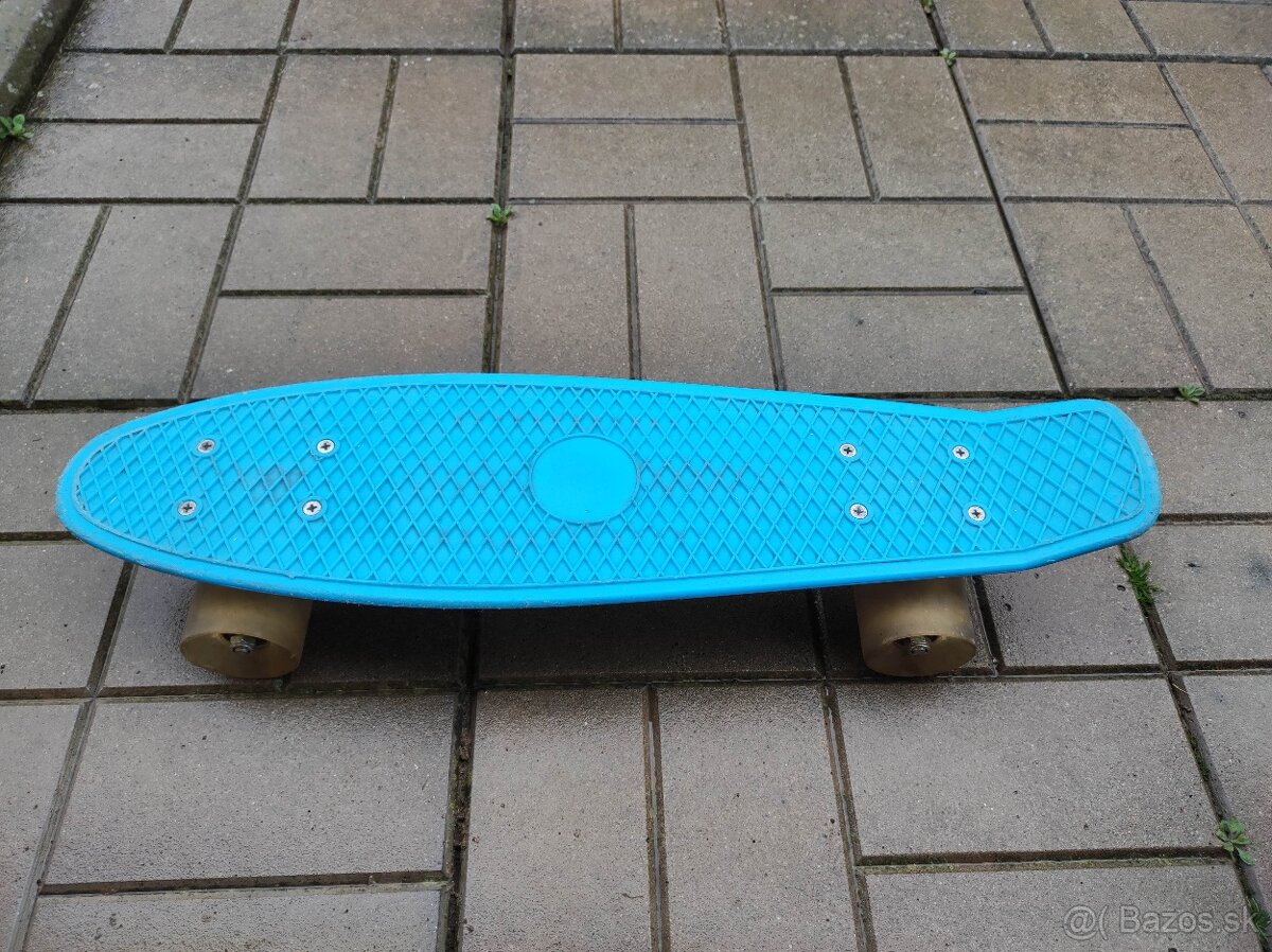 Svietiaci pennyboard