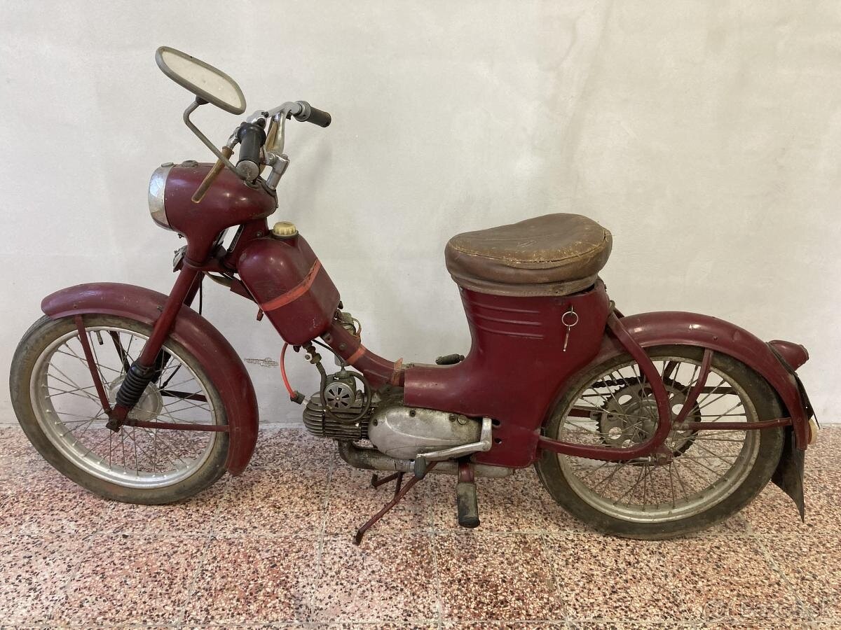 JAWA 50 / 550 rok výroby 1955 s doklady