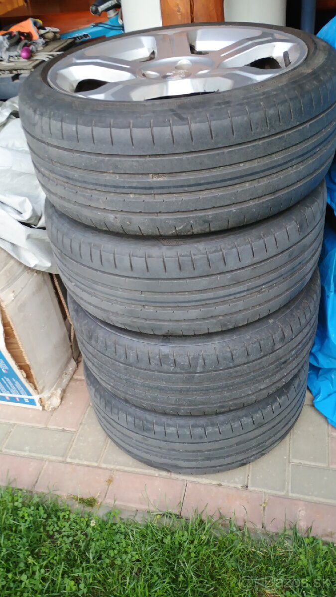 225/40 R18 letne
