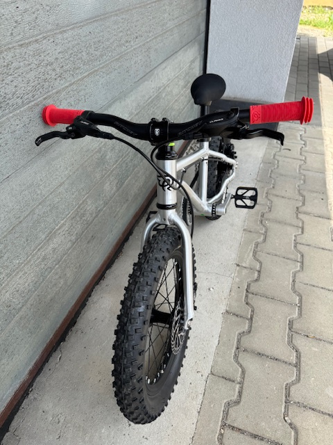 Early Rider Seeker 16x