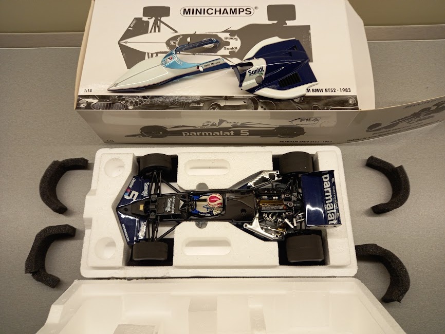 F1 ROZKLÁDACÍ BRABHAM BMW 1983 NELSON PIQUET MINICHAMPS 1:18