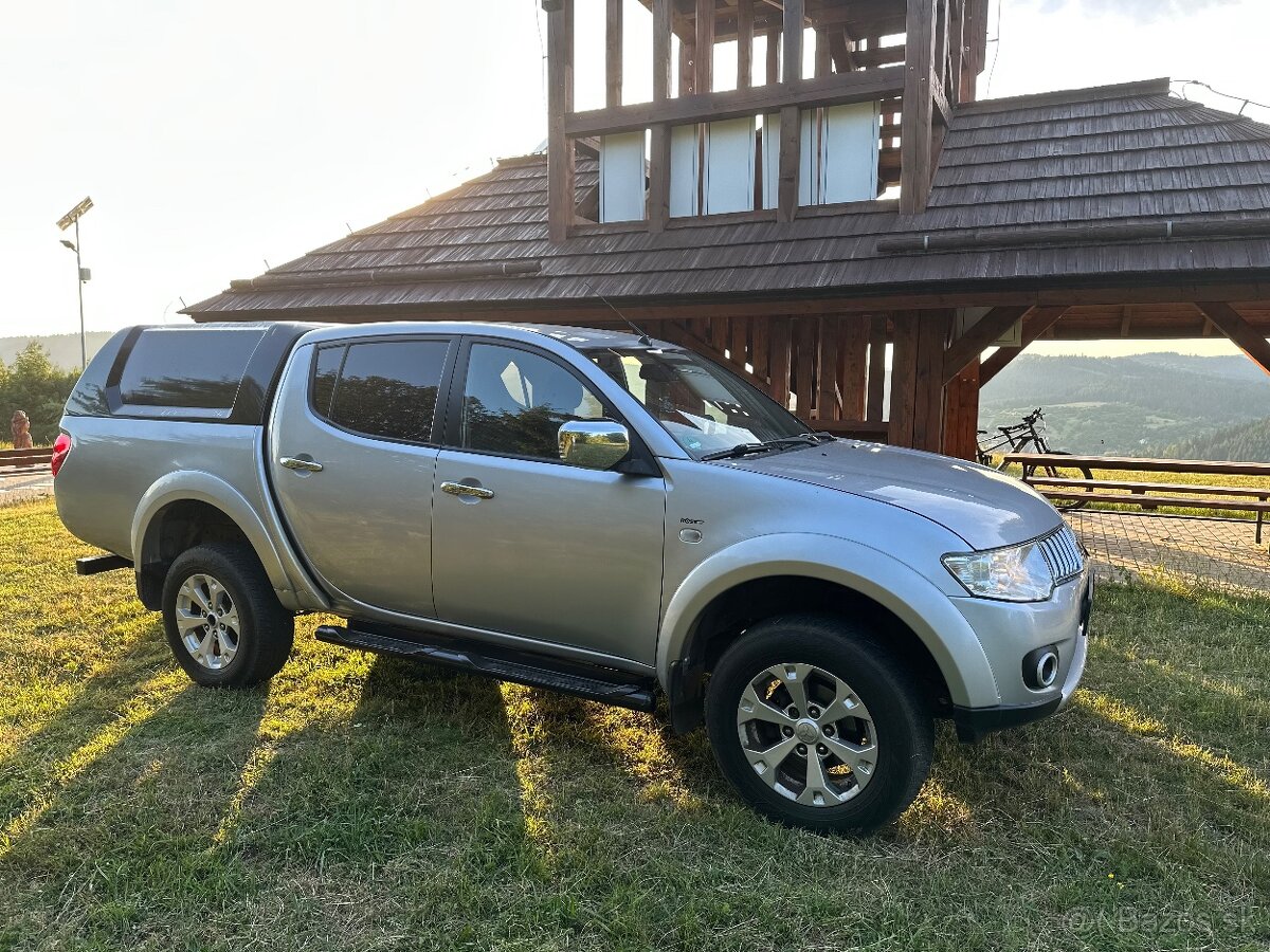 Mitsubishi L200 2.5 D-iD 131KW 4x4 superselect