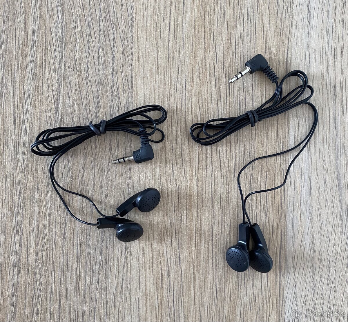 Drôtové slúchadlá