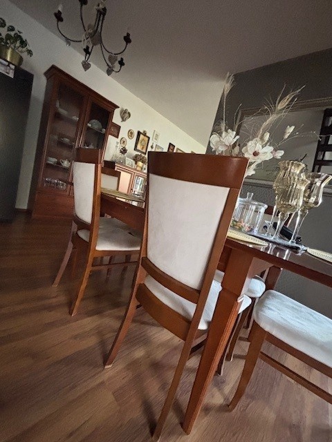 Set jedálenských stoličiek - 6 kusov