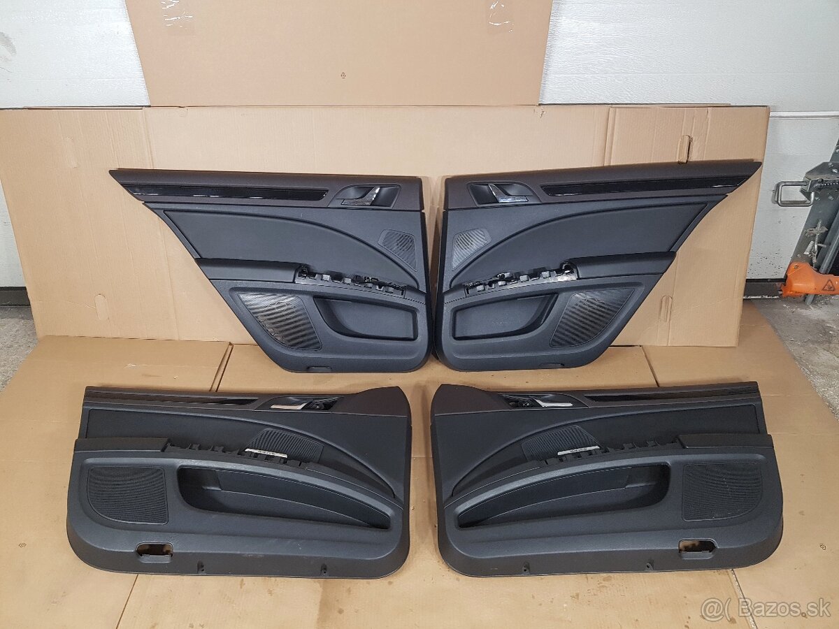 Predám sadu tapacírov dverí pre Superb 2 Combi L&K