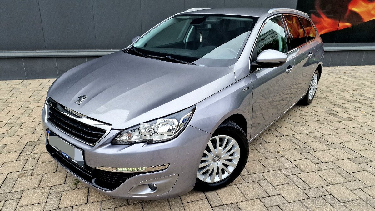 Peugeot 308SW 1.2i 111.000km