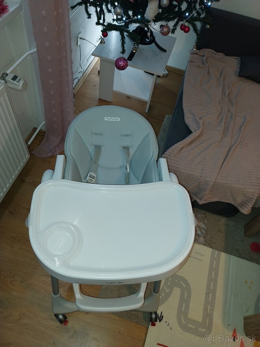 Peg perego Follow me-Detská jedálenská stolička