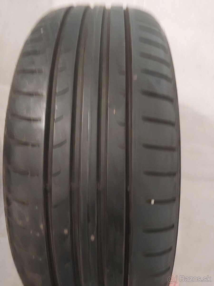 Dunlop Firestone 215×60×R16 Letné