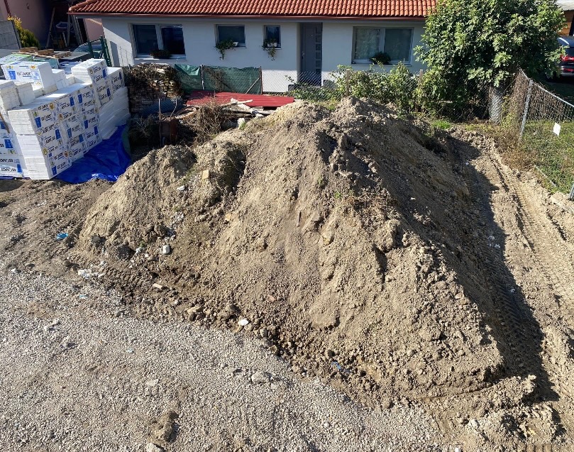 Zásypová hlina