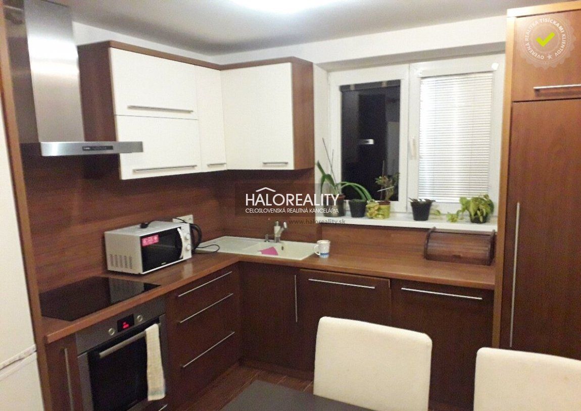 HALO reality - Prenájom, dvojizbový byt Banská Bystrica, Síd