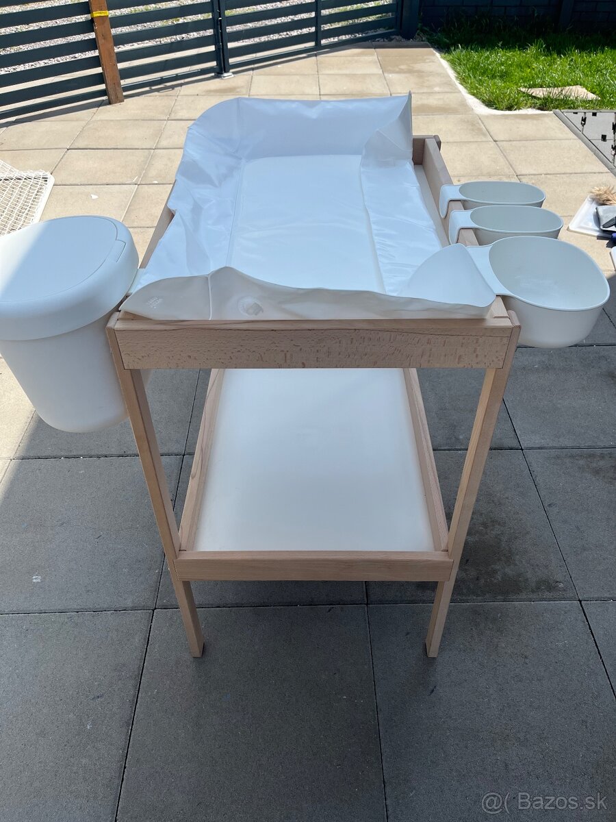 prebaľovací pult Ikea SNIGLAR