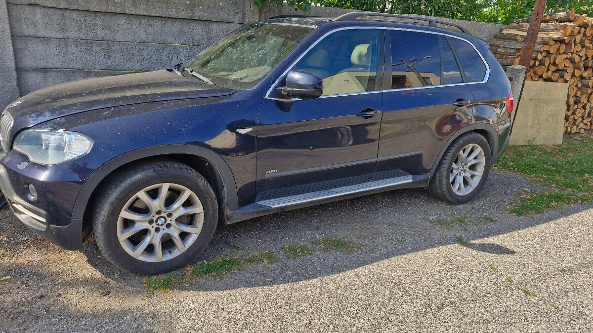 Rozpredám bmw X5 E70 4.8i