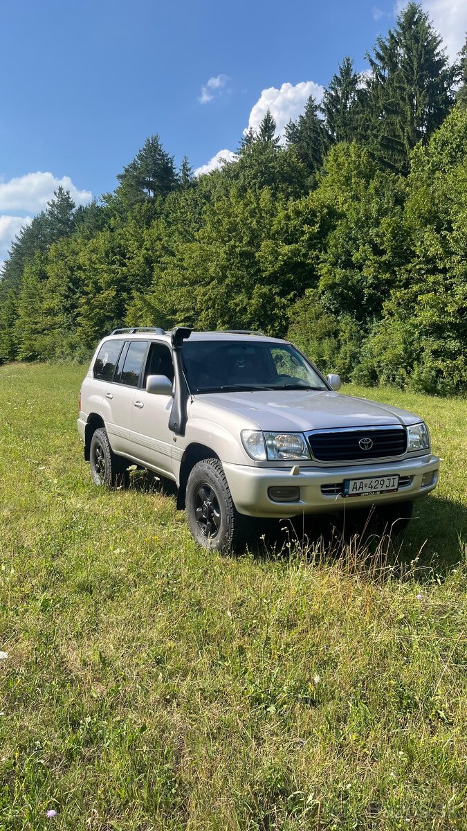 Toyota Land Cruiser 100 4.2 TD Luxor A/T