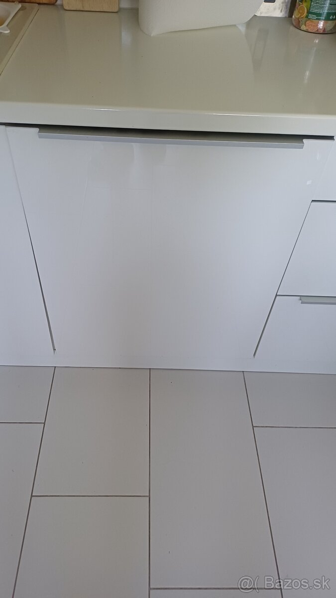 Umývačka riadu vstavaná Beko DIN28220