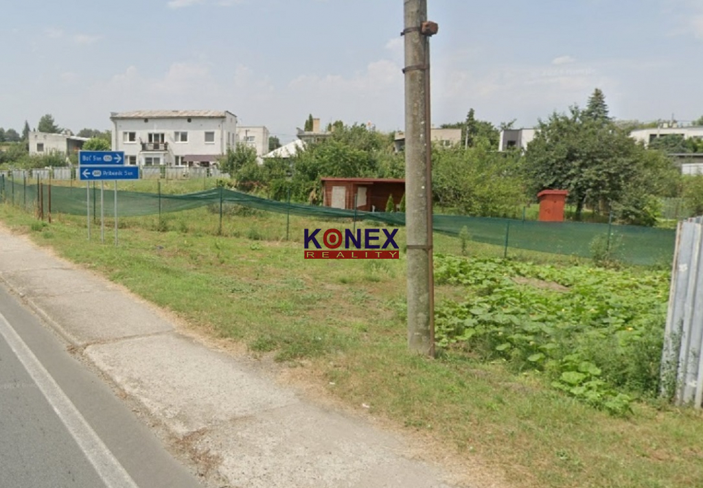 Pozemok vhodný na výstavbu - KRÁĽOVSKÝ CHLMEC