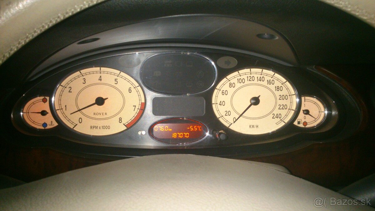 Rover 75 prístrojová doska