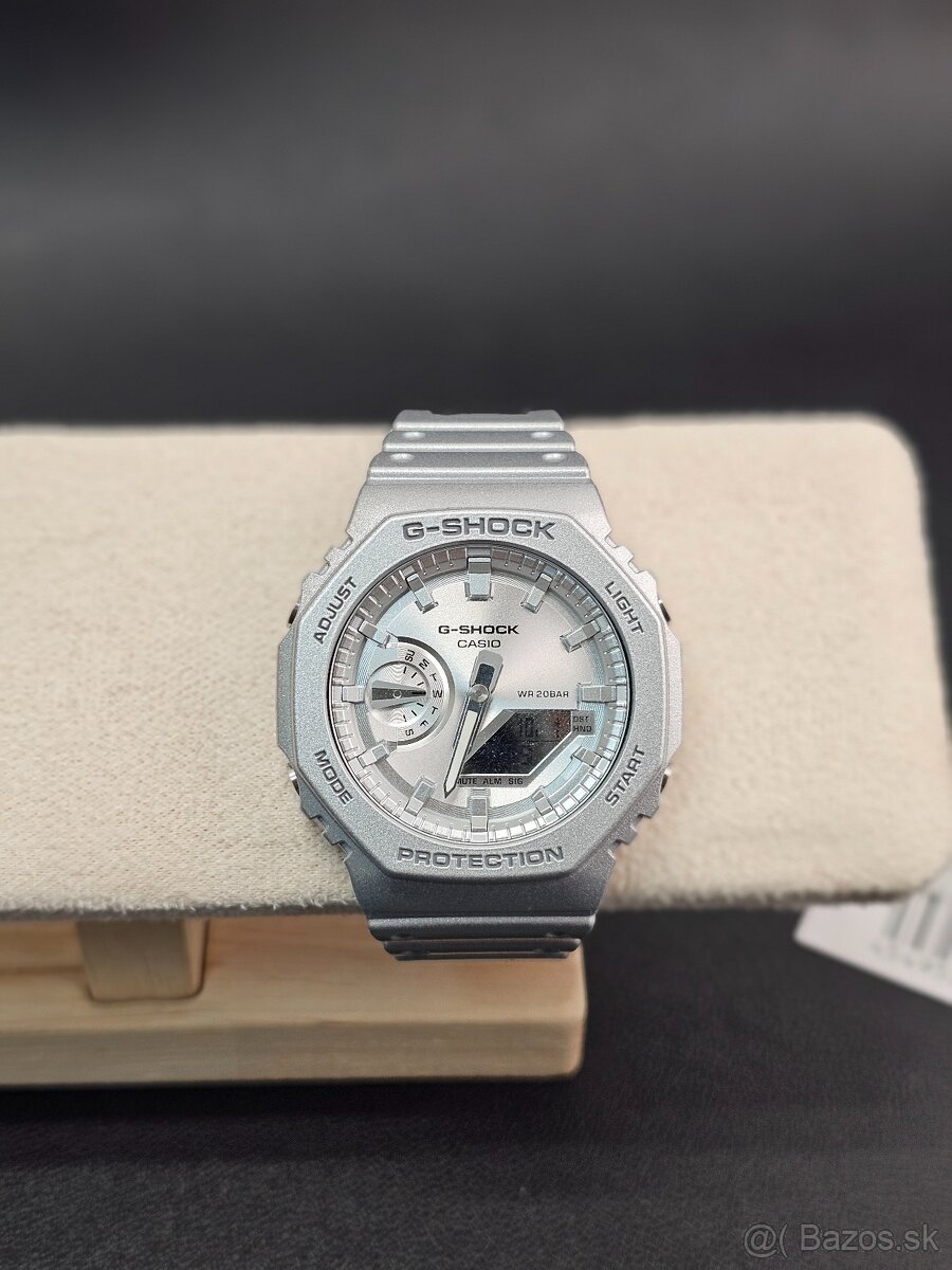 Pánske hodinky Casio G-Shock GA-2100FF-8AER