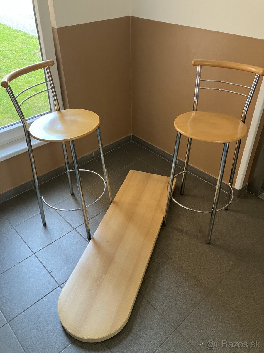 Set - 2 barové stoličky+ barový stolík