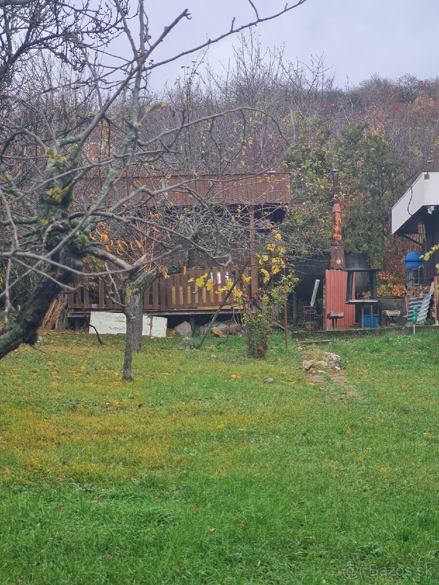 Predám chatku Hlohovec