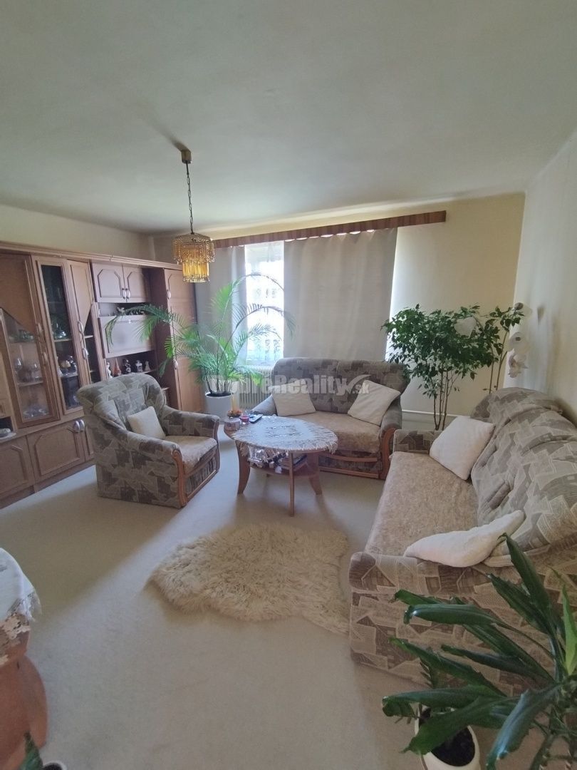 Super ponuka - príjemný rodinný dom pre viacčlennú rodinu s