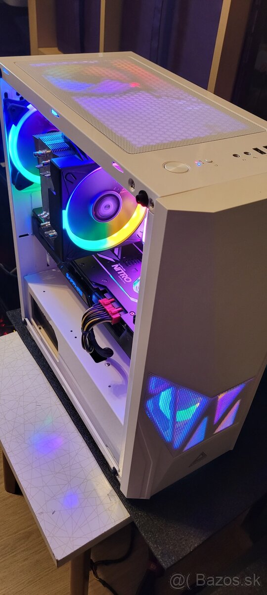 Predám veľmi pekne pc na hry aj pracu / 100% stav