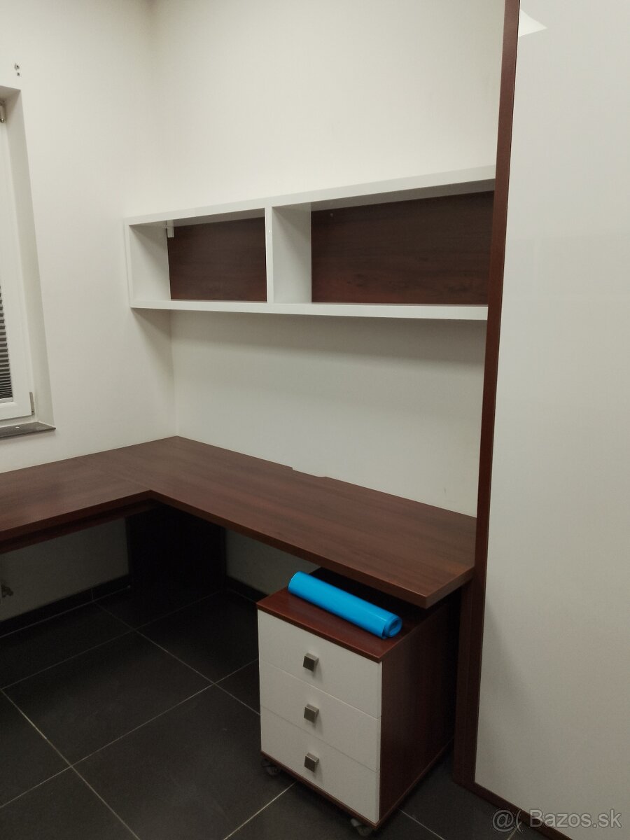 Kancelársky nabytok