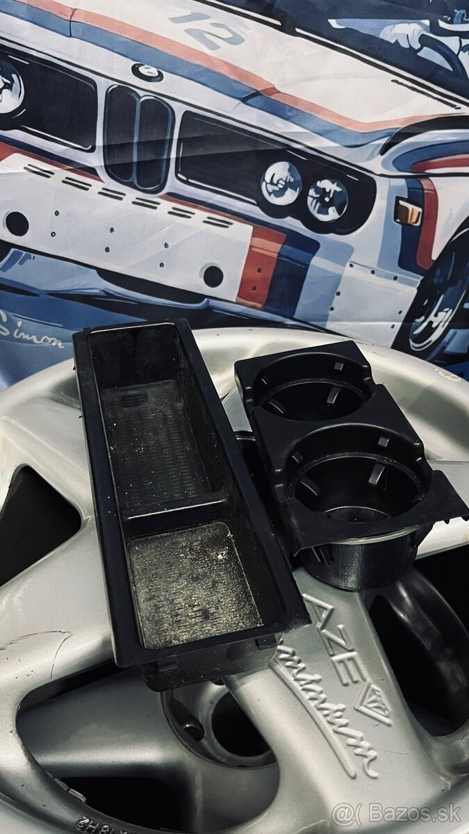 Držiak nápojov e46