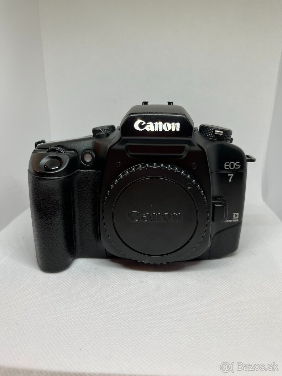 Canon EOS 7