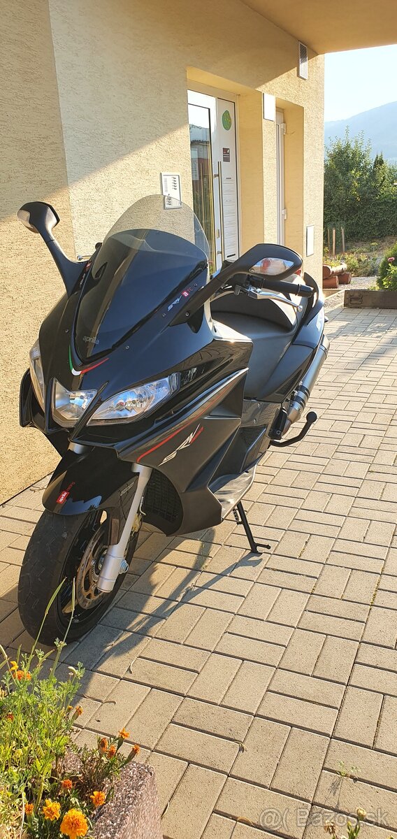 Aprilia aTC SRV850